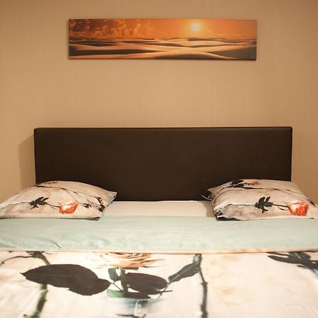 Vakantie Logies Allo Allo โปเปอริงเงอ ภายนอก รูปภาพ